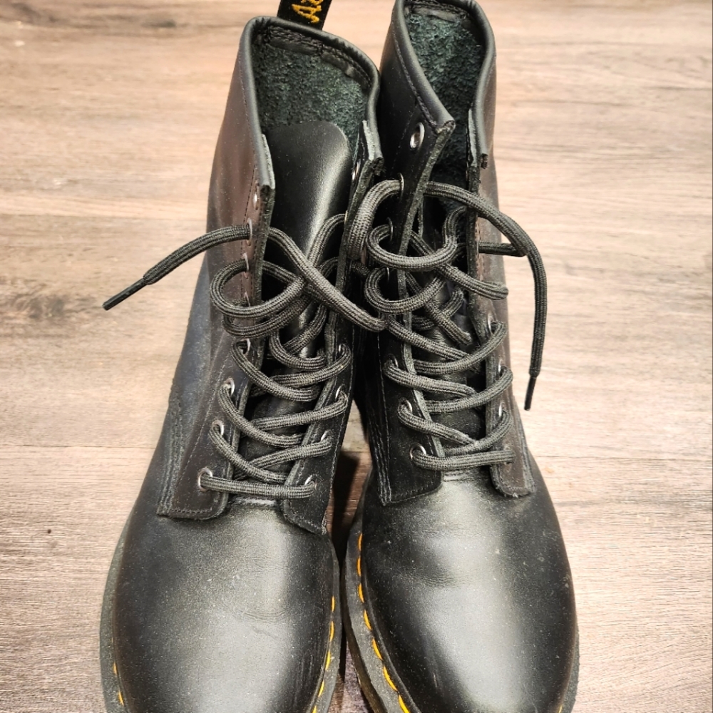 Dr. Martens black boots men size 9